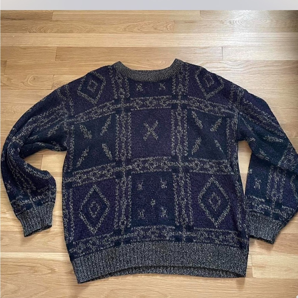David Taylor Vintage Purple Sweater 
Size L 
23” pit to pit